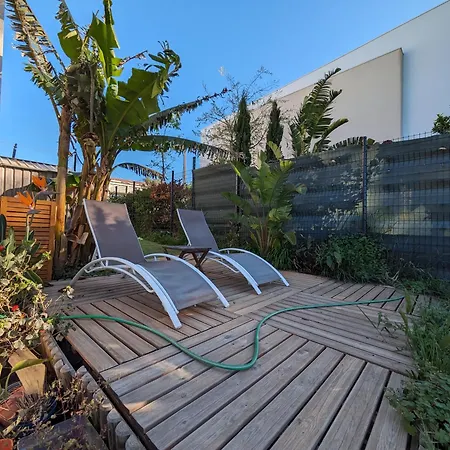 + Balcon Dans Maison Calme - 5 Min Des Plages בית אירוח